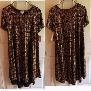 LulaRoe Elegant Carly size medium